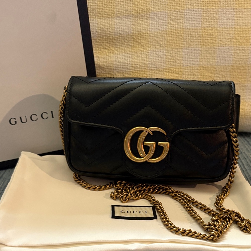 Gucci Black Chevron Crossbody Bag with Gold Chain